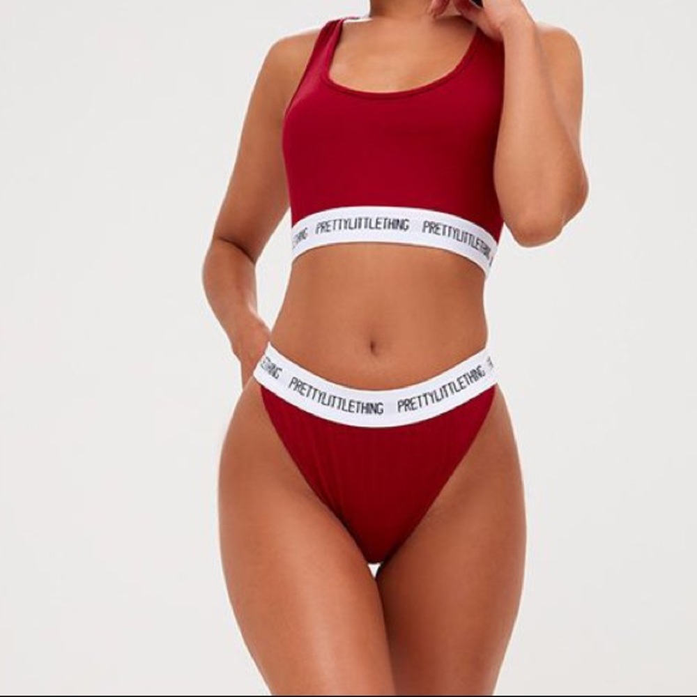 NWT Pretty Little Thing Sports Bra & Thong